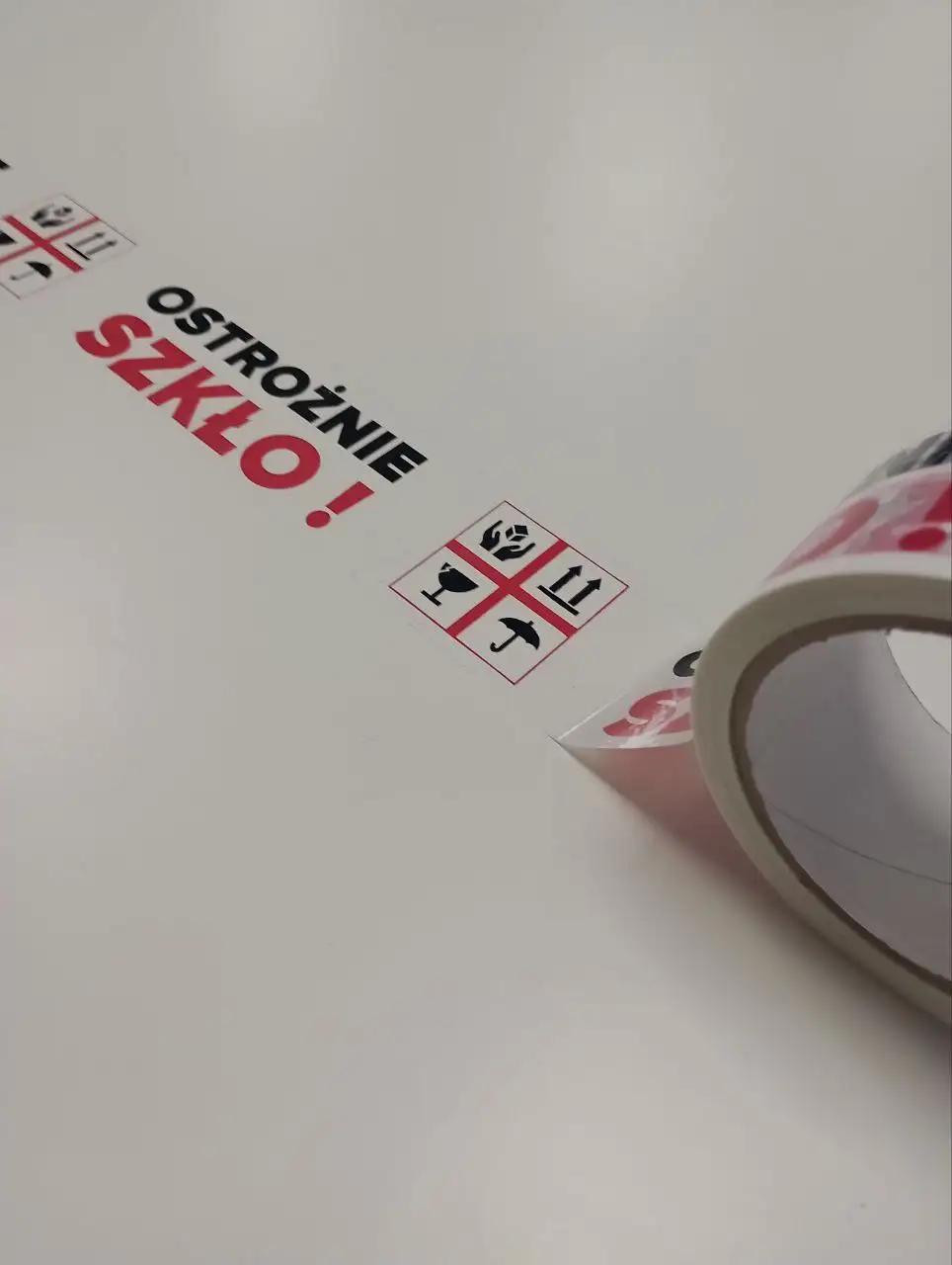 TAŚMA PAKOWA Z NADRUKIEM OSTROŻNIE SZKŁO! WHITE